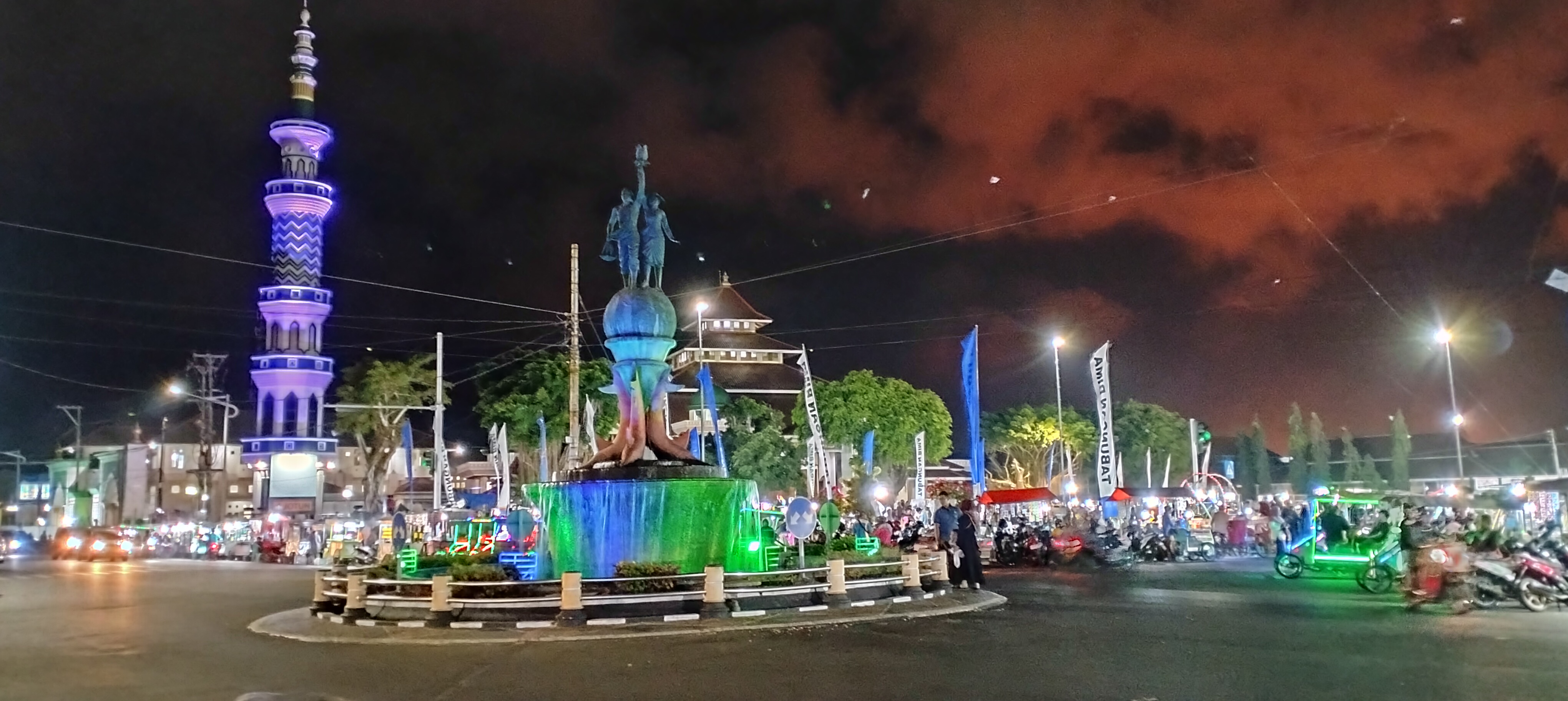 Malam di Cilacap: Warung Lamongan Bu Zaka, Santap Nikmat di Jantung Kota